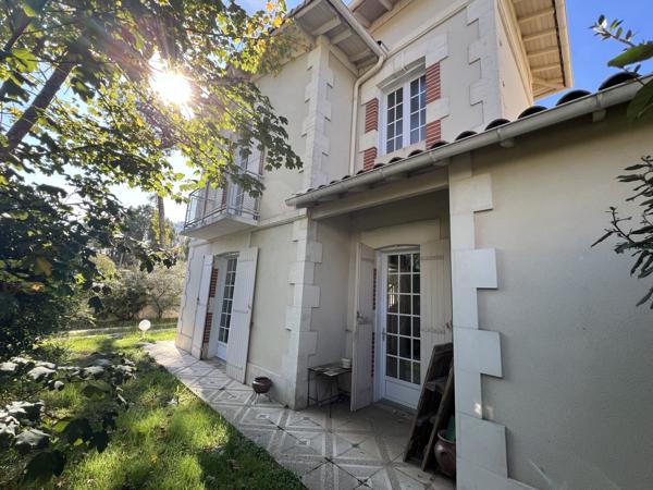 ROYAN - QUARTIER DU PARC - 150 M PLAGE - MAISON 3 CHAMBRES avec JARDIN