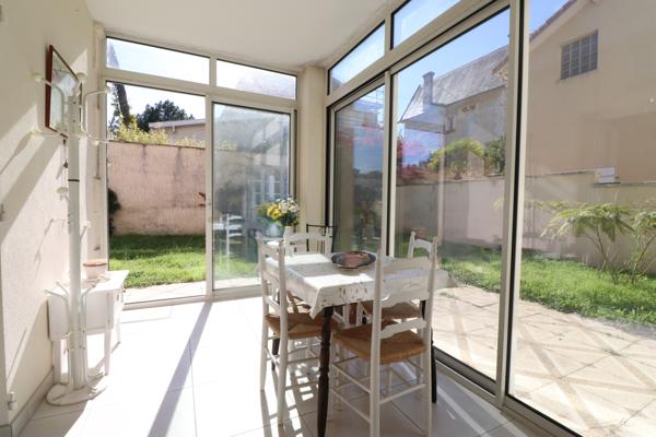 ROYAN - QUARTIER DU PARC - 150 M PLAGE - MAISON 3 CHAMBRES avec JARDIN