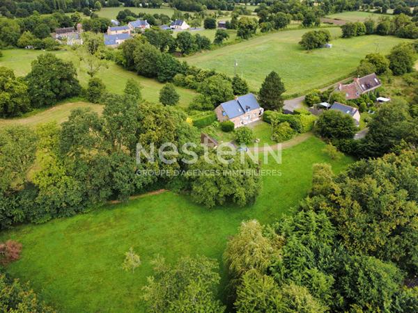 À VENDRE LONGÈRE EN PIERRE  5 CHAMBRES À COMBOURG