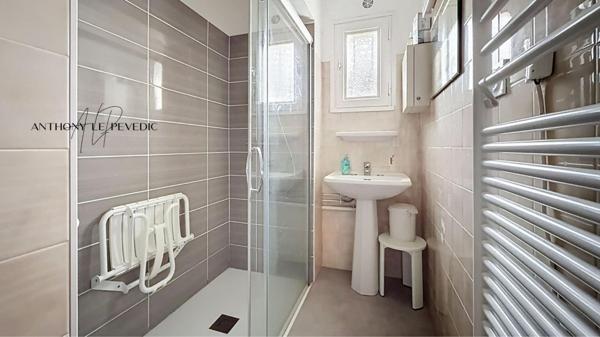 Maison - 8 pièces - 110m2