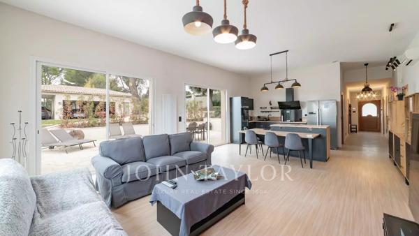 Biot - Magnifique Villa dans un Domaine Prestigieux