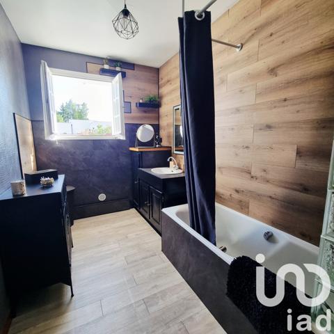 Maison à vendre 9 pièces 218 m² Aigondigné