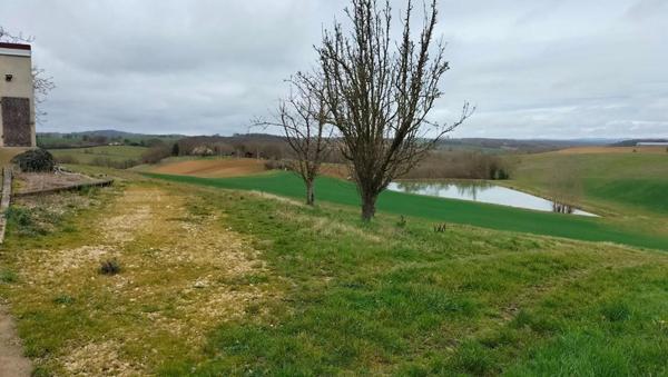 Propriété agricole Mauvezin(32120) engraissement veaux