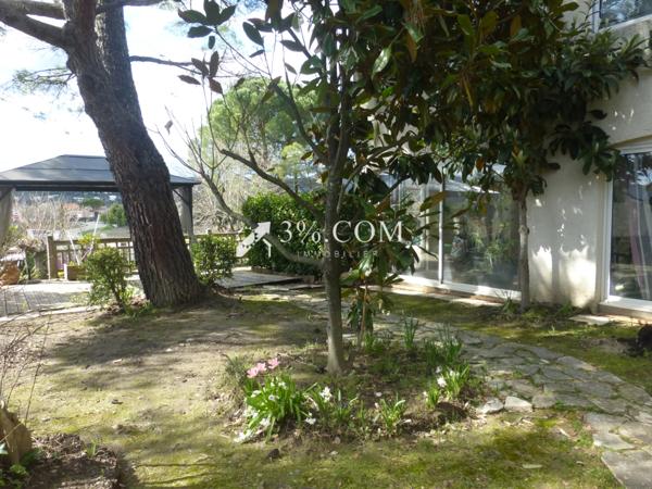 Maison 6 pièce(s) 3 chambre(s) 132 m²