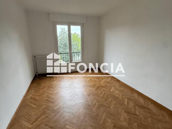 Location Appartement 3 pièces 79.77 m² - 72 AVENUE FONTENAILLE Aix-en-provence 13100
