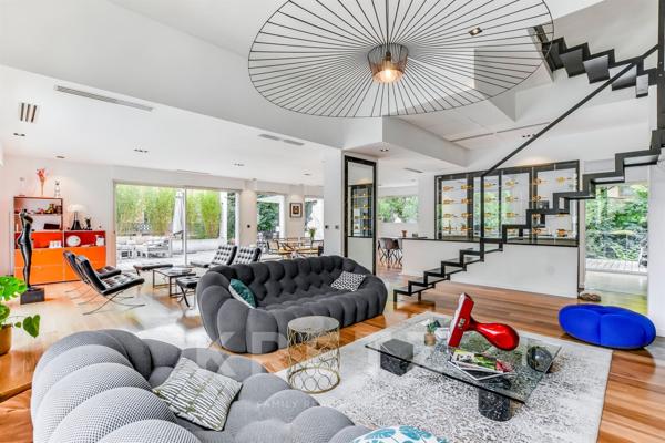 Villa d'exception T9 450m2, piscine, garage de collection, spa, Jardin des Plantes à Toulo
