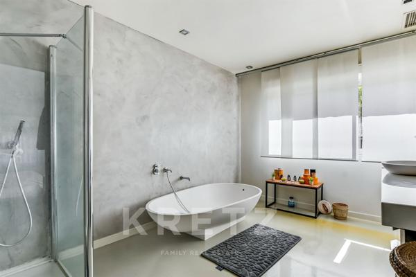 Villa d'exception T9 450m2, piscine, garage de collection, spa, Jardin des Plantes à Toulo