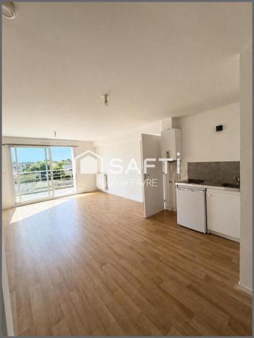 T2 avec balcon et deux stationnements à Dinard
