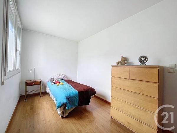 Appartement F4 à vendre  4 pièces - 92,05 m2 COMBS LA VILLE - 77