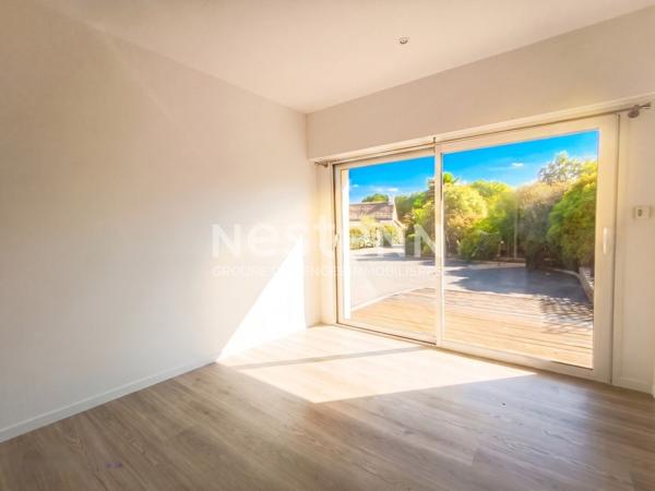 A VENDRE Baden Maison contemporaine 7 pièces 3 960 m² de terrain secteur calme entre mer et bourg