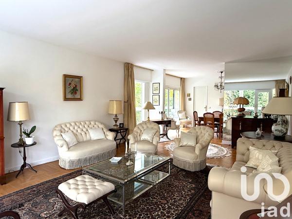 Appartement à vendre 4 pièces 114 m² Le Chesnay-Rocquencourt