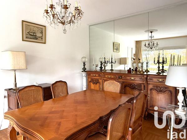 Appartement à vendre 4 pièces 114 m² Le Chesnay-Rocquencourt