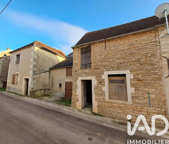 Parking à vendre 402 m² Courgis