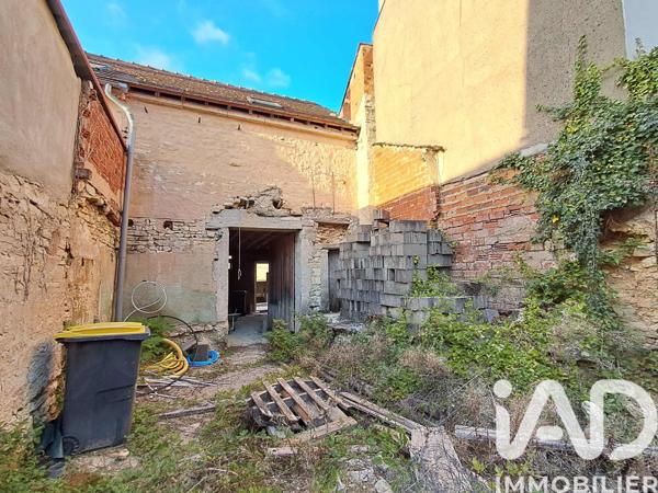 Parking à vendre 402 m² Courgis