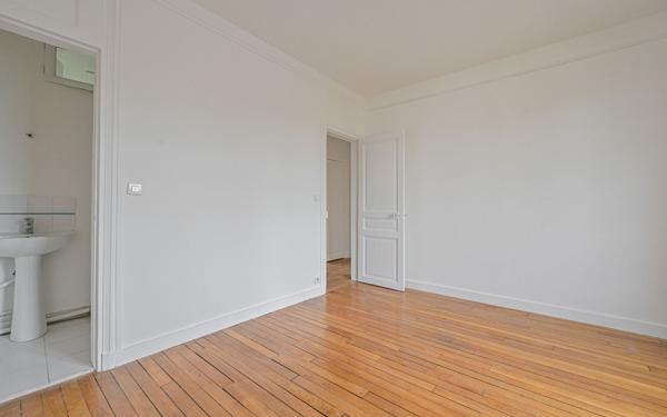 Appartement à vendre    2 pièces • 42,59 m2 Saint-Mandé