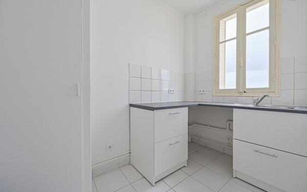Appartement à vendre    2 pièces • 42,59 m2 Saint-Mandé
