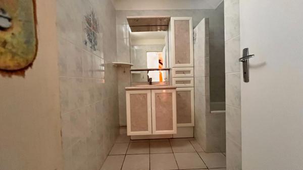 Maison Montval Sur Loir 5 pièce(s) 121 m2  - 3 chambres