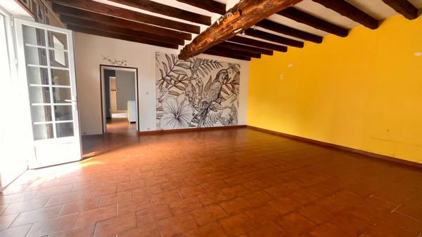 Maison Montval Sur Loir 5 pièce(s) 121 m2  - 3 chambres