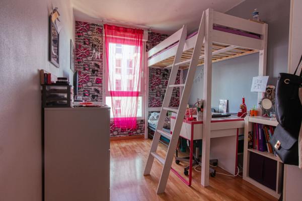 Appartement Cergy 4 pièce(s) 77.40 m2