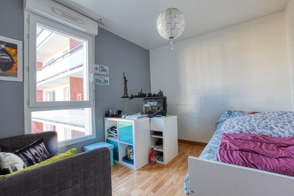 Appartement Cergy 4 pièce(s) 77.40 m2