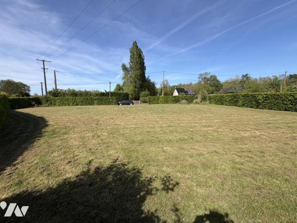 Terrain à bâtir au calme dans un environnement privilégié au Torquesne
