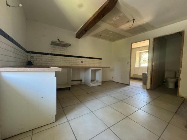 Maison en pierres à rénover