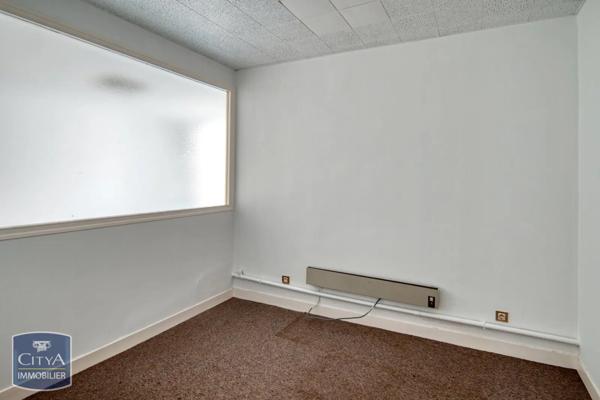 Local commercial à vendre 82m²