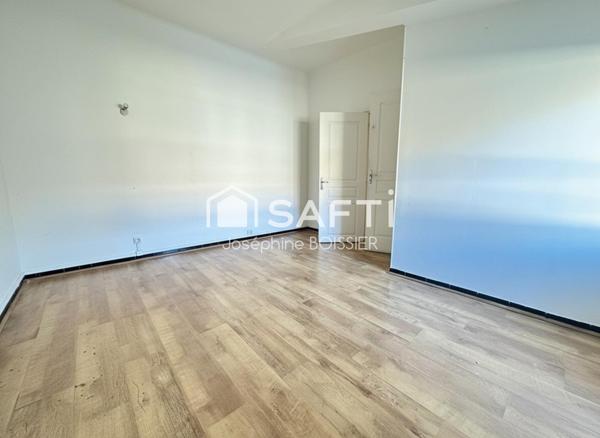 A VISITER SUR CAVAILLON, CENTRE VILLE APPARTEMENT DE 42 M² ENV.