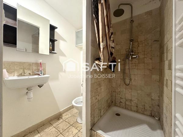 A VISITER SUR CAVAILLON, CENTRE VILLE APPARTEMENT DE 42 M² ENV.