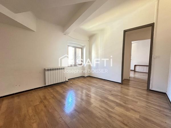 A VISITER SUR CAVAILLON, CENTRE VILLE APPARTEMENT DE 42 M² ENV.