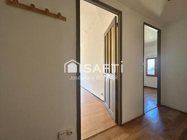 A VISITER SUR CAVAILLON, CENTRE VILLE APPARTEMENT DE 42 M² ENV.