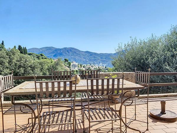 Achat maison Carros - 5 pièce(s) - 151 m² - 650 000 €