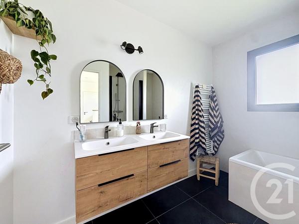 Maison à vendre  4 pièces - 97,30 m 2   LA TESTE DE BUCH  - 33