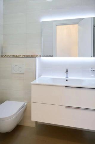 Vente                                                      Appartement
                        
                     3 pièces                      104 m2                     à Beausoleil