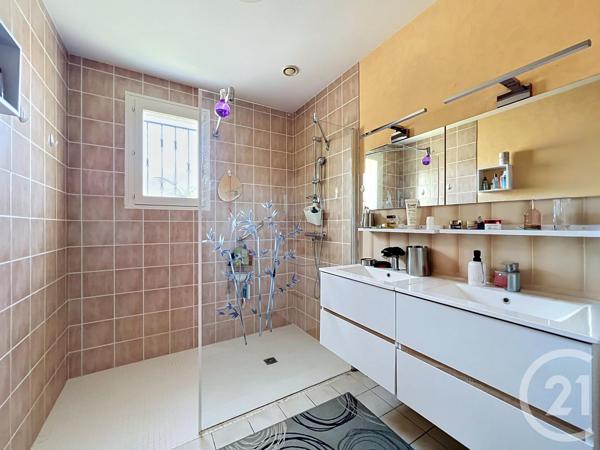 Maison à vendre  4 pièces - 102 m 2   MUSSIDAN  - 24