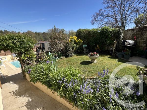 Maison à vendre  4 pièces - 102 m 2   MUSSIDAN  - 24