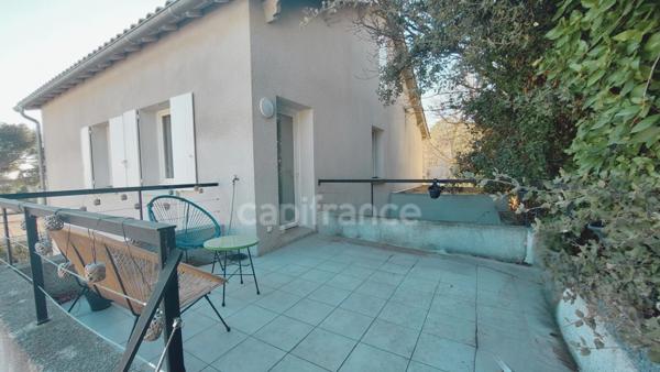 Appartement à vendre 3 pièces VILLENEUVE LES AVIGNON (30)