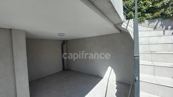 Appartement à vendre 3 pièces VILLENEUVE LES AVIGNON (30)
