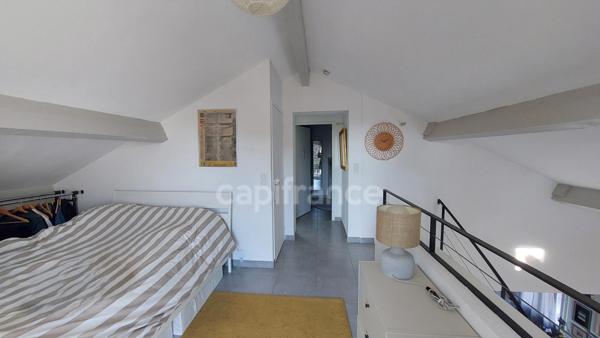 Appartement à vendre 3 pièces VILLENEUVE LES AVIGNON (30)