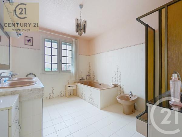 Maison à vendre  5 pièces - 140,83 m 2   LIMOGES  - 87