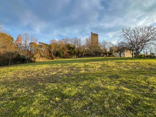 Terrain à vendre à Montcuq-en-Quercy-Blanc (46800) - Lot