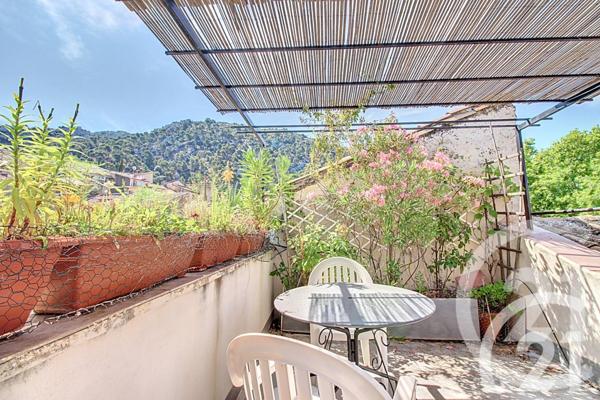 Maison à vendre  4 pièces - 177,72 m2 ROBION - 84