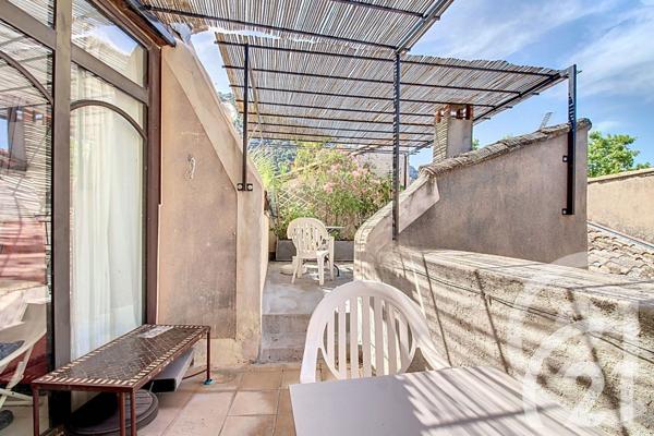 Maison à vendre  4 pièces - 177,72 m2 ROBION - 84