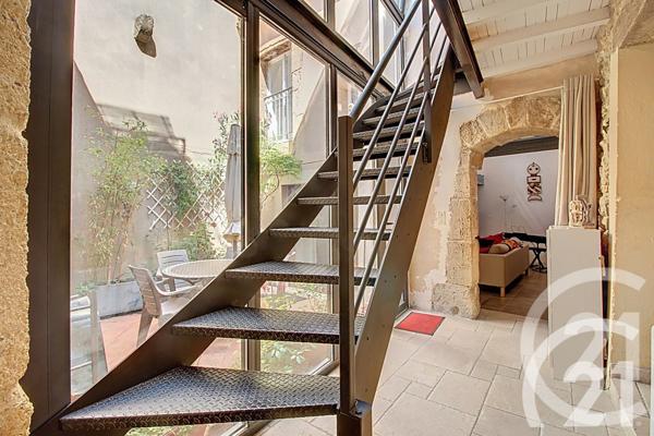 Maison à vendre  4 pièces - 177,72 m2 ROBION - 84