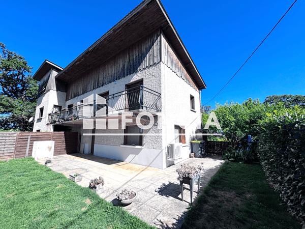 Location Appartement 3 pièces 70 m² - 581 CHEMIN DES CHARBONNIERES Saint Jean De Moirans 38430
