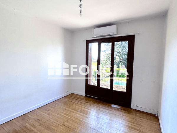 Location Appartement 3 pièces 70 m² - 581 CHEMIN DES CHARBONNIERES Saint Jean De Moirans 38430