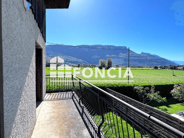 Location Appartement 3 pièces 70 m² - 581 CHEMIN DES CHARBONNIERES Saint Jean De Moirans 38430