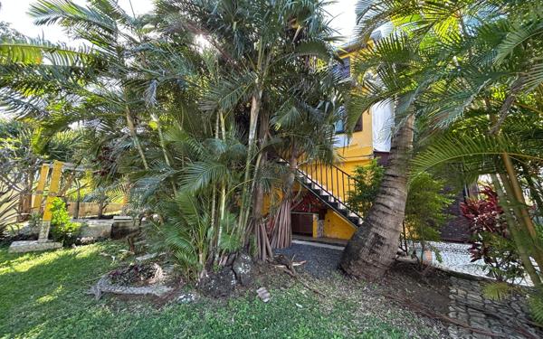 Maison à vendre    7 pièces •  Saint-Joseph