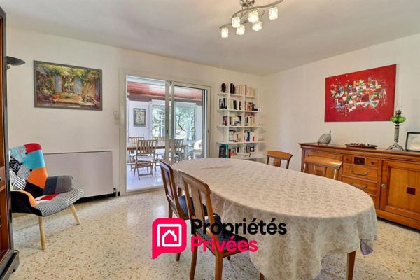 Uzes, Maison avec jardin