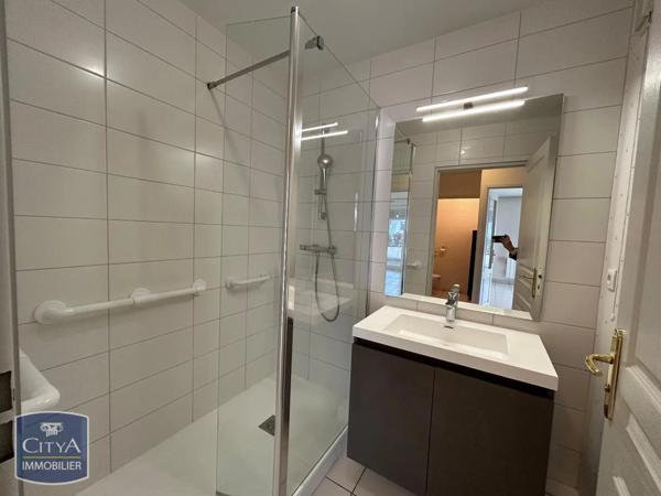 Appartement à louer 2 pièces 42.58m²